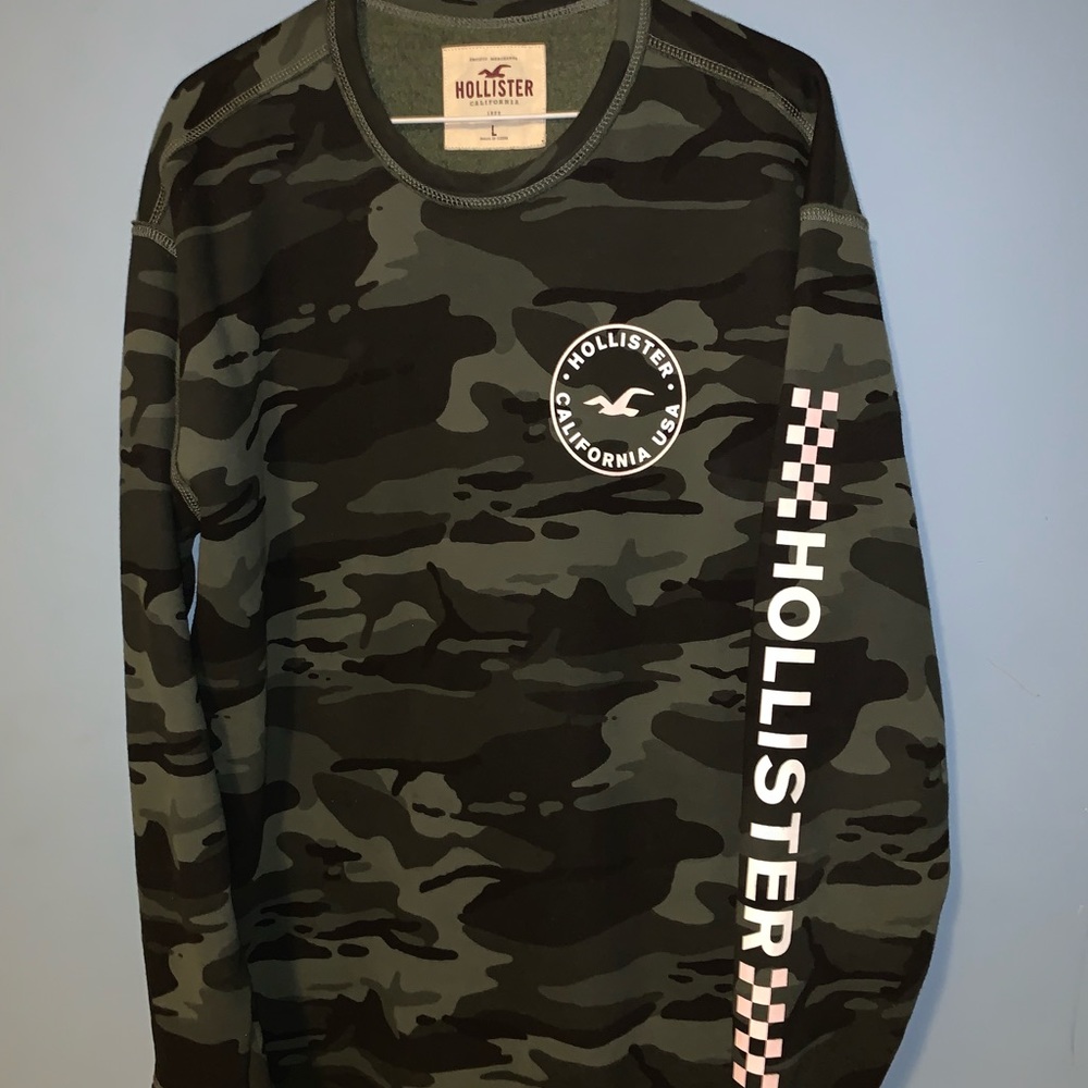 Hollister camo sweater